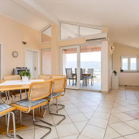 Apartman Petra *
