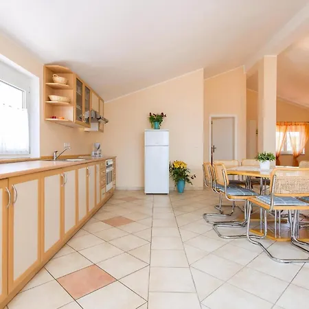 Apartman Petra Šilo